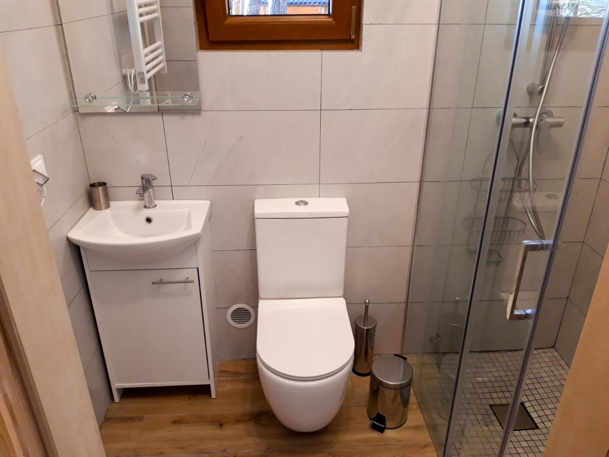 Letniskowy Nad Jeziorem Wdzydze Holiday home